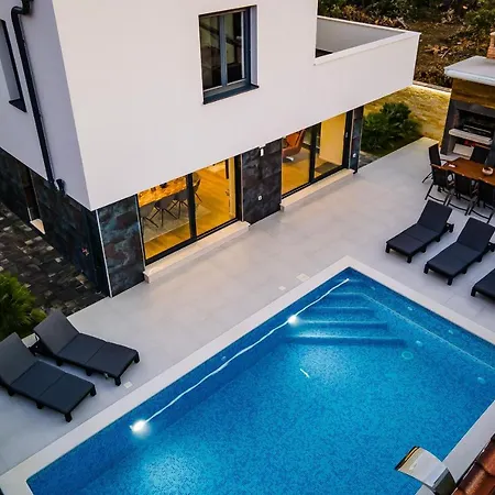 Villa Ela